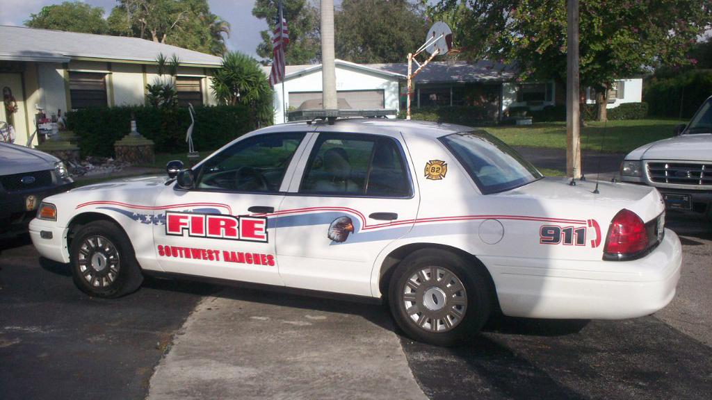 southwest fire white car with eagle figure, color blue and red line design
