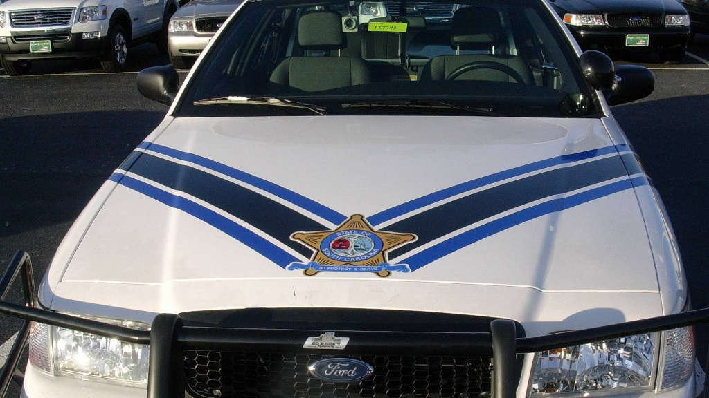 front view design of a chesterfield sheriff car white